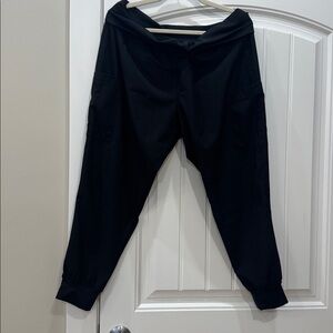 Med Couture maternity jogger scrub pants size large petite